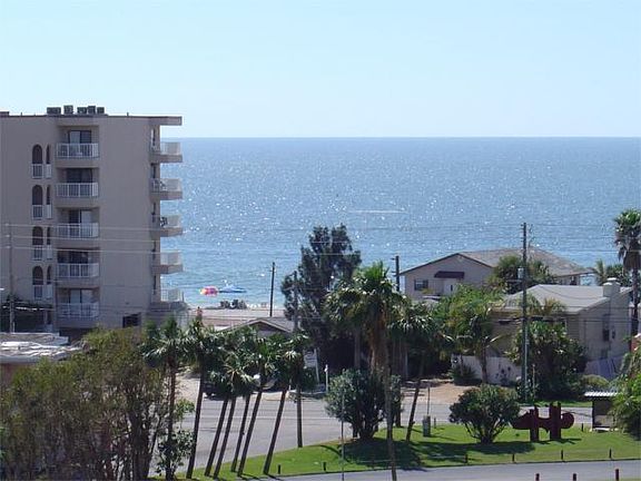 3rd image of 19451 Gulf Blvd APT 709