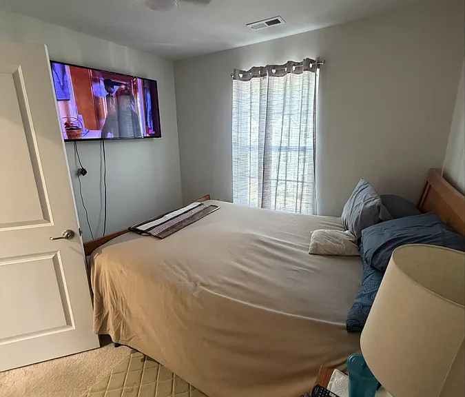 860 Romeria Dr — Photo 3