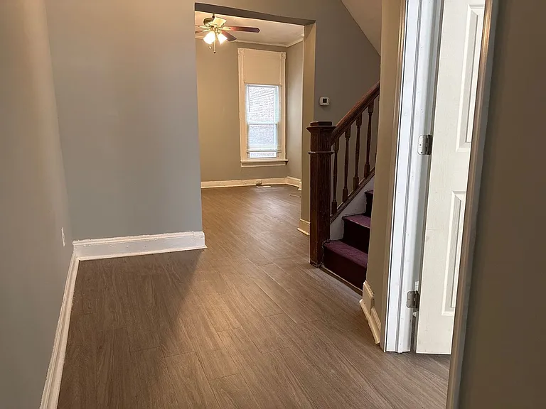1625 Appleton St — Photo 2