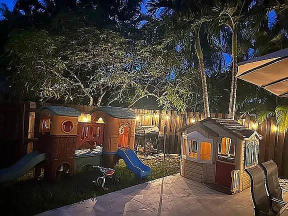 4 bed, 1943 sqft, $4,500 — Photo 3