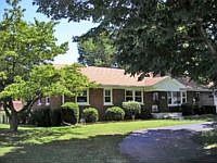 2nd image of 1952 Alexandria Dr