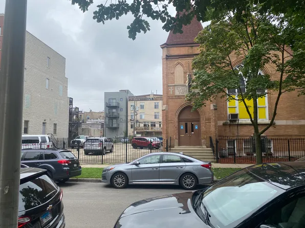 2127 W Crystal St, Chicago, IL 60622
