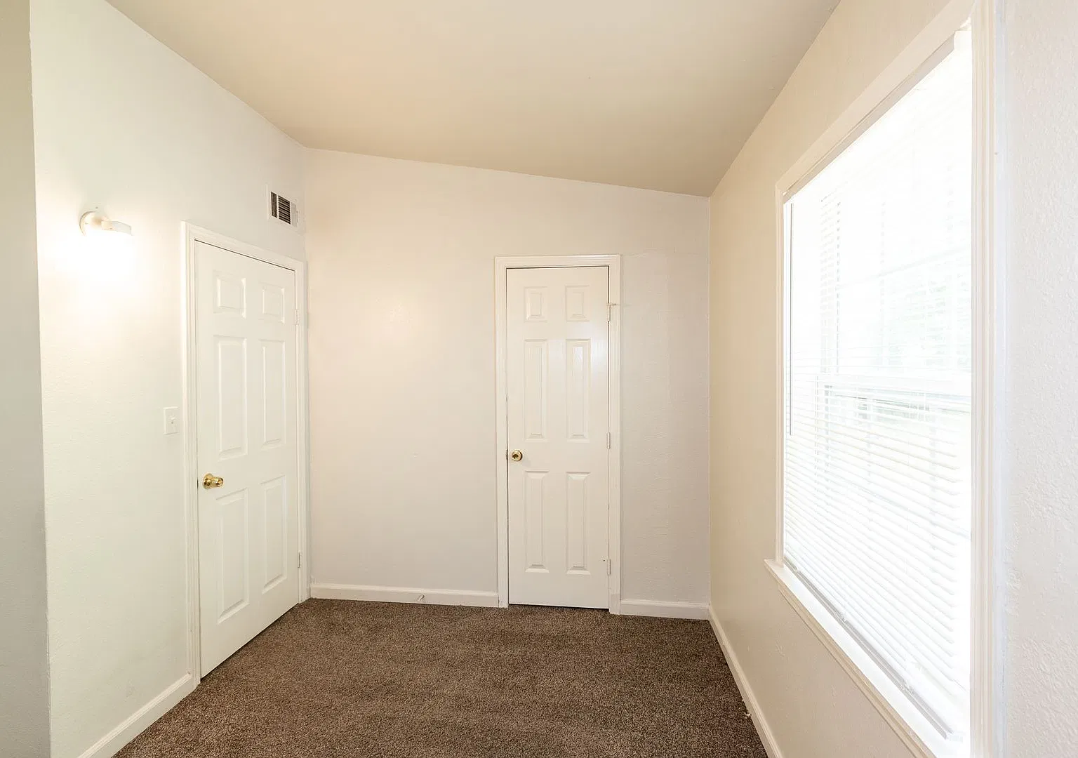 Beautiful 3 bedroom 1 bath! — Photo 1