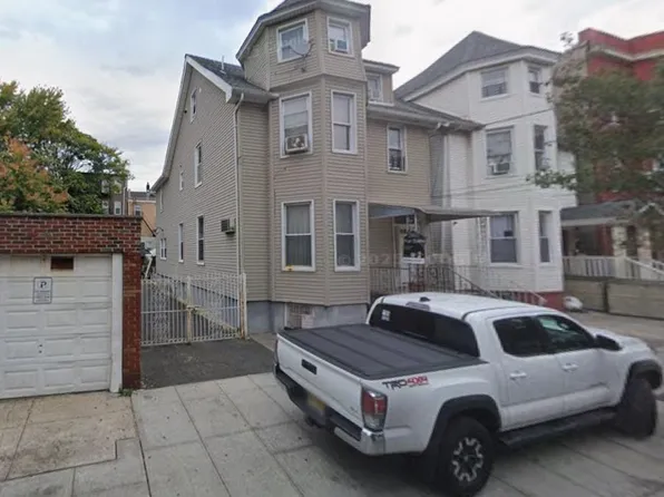 414 46th Street image 1 of 1