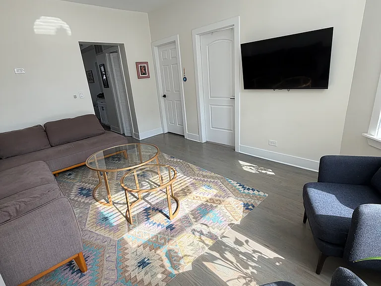 2630 N Fairfield Ave #2R — Photo 11