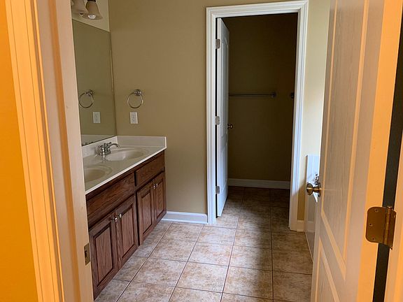 5th image of 4702 Shoal Creek Dr