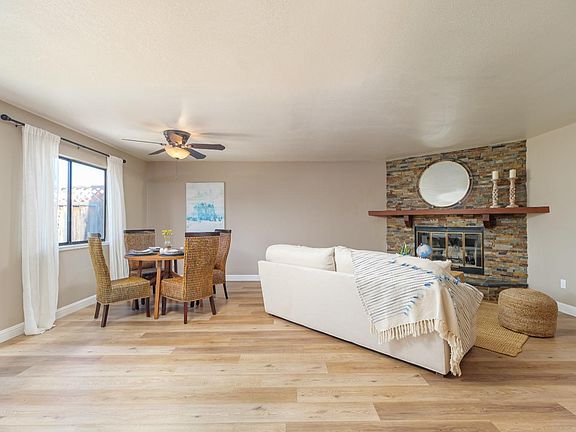 3rd image of 951 Hacienda Circle