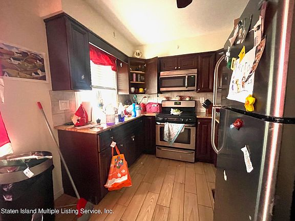 3rd image of 361 Burgher Ave