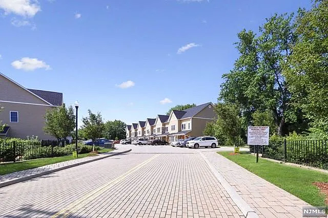 16 Matt Fenton Dr #16 — Photo 13