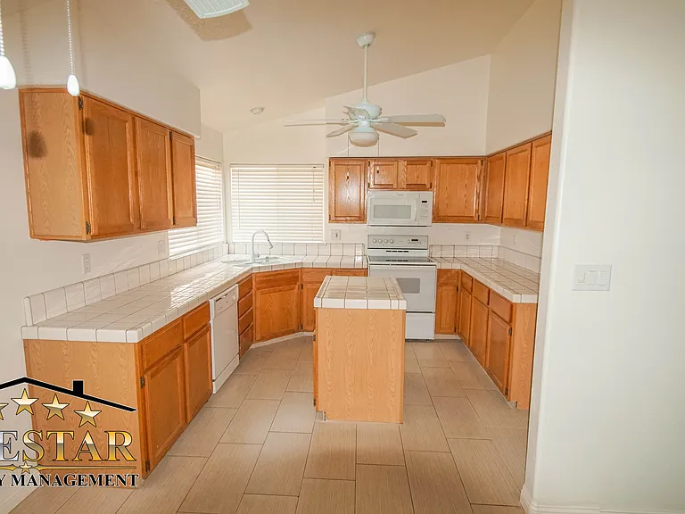 4938 Shorebird Dr — Photo 24