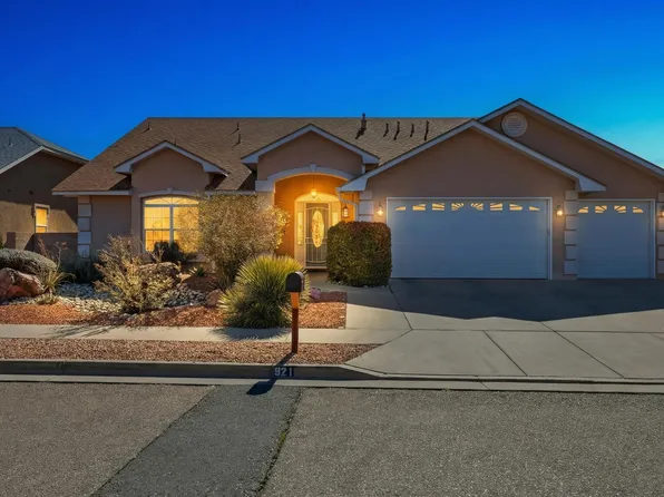 921 Pinzon St NW, Los Lunas, NM 87031