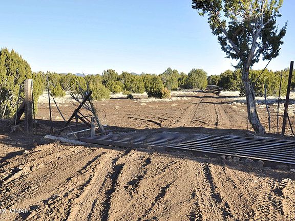 3rd image of 26D Ranch Rd