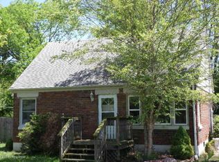 7616 Rosemary Ln, Louisville, KY 40214