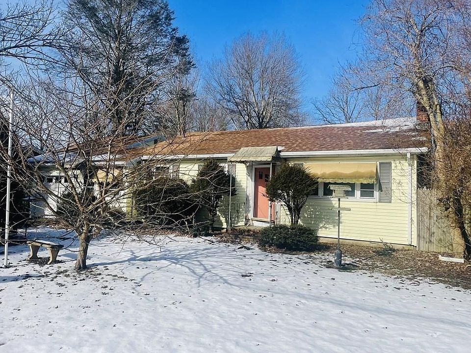 1st image of 11 Windsor Ave