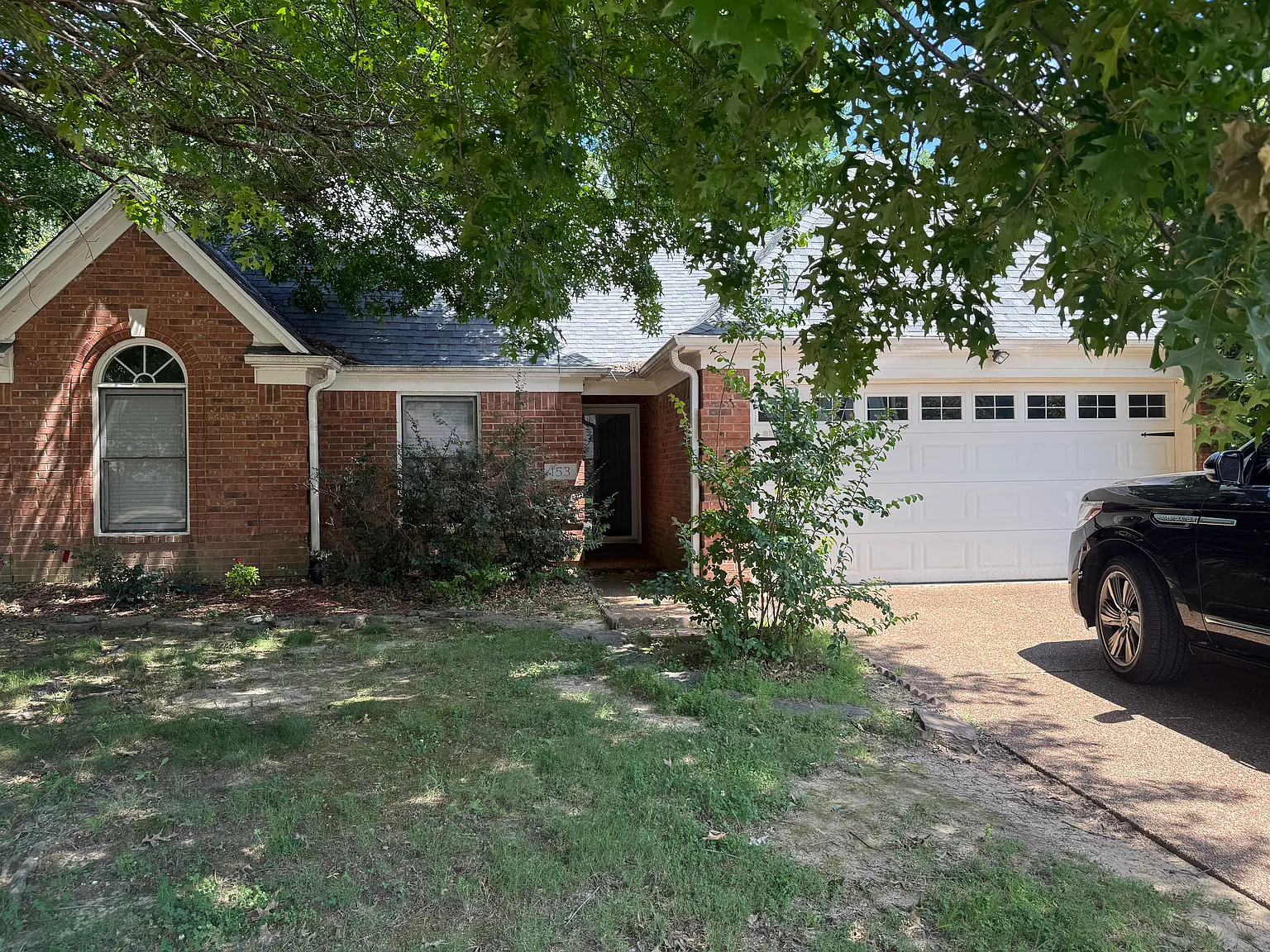 3 bed, 1450 sqft, $2,300 — Photo 2