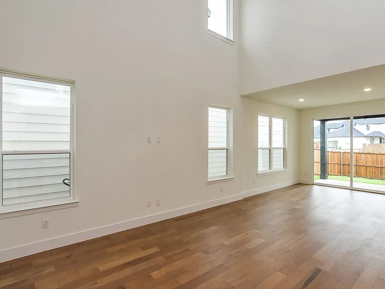 14541 Durant Ln — Photo 7