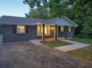 201 Alsup Dr, Springfield, TN 37172