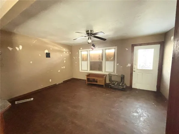 7809 E 48th Ter, Kansas City, MO 64129
