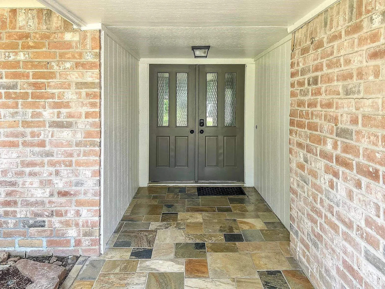 3 bed, 2.0 bath, 1700 sqft, $3,500 — Photo 3