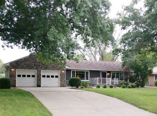 1139 Oxford Dr, Emporia, KS 66801
