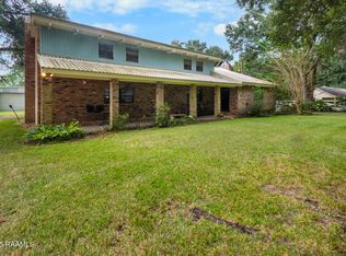 1765 Duchamp Rd, Broussard, LA 70518