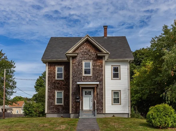 11 Barrows St, Middleboro, MA 02346