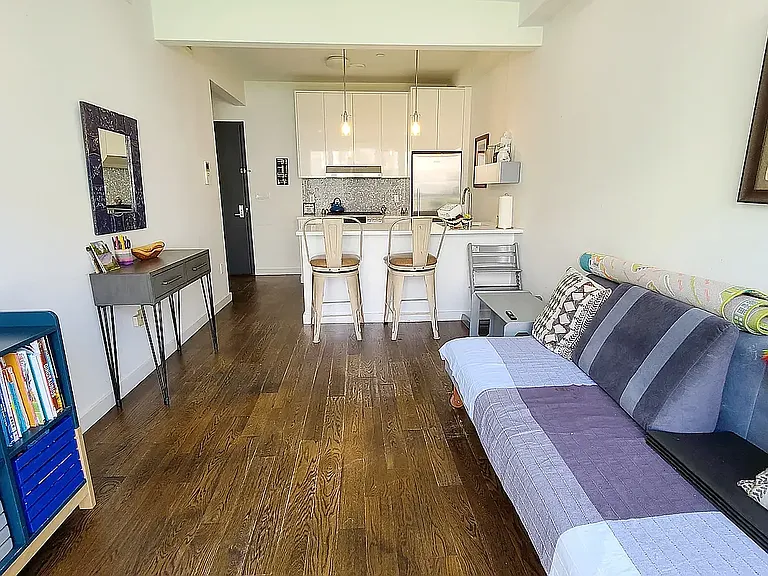 305 Cooper St #2B — Photo 2