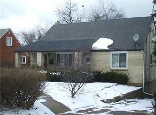 11029 Azalea Dr, Pittsburgh, PA 15235