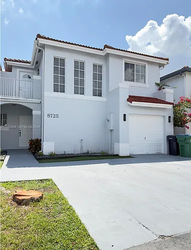 8725 SW 158th Pl Photo 1