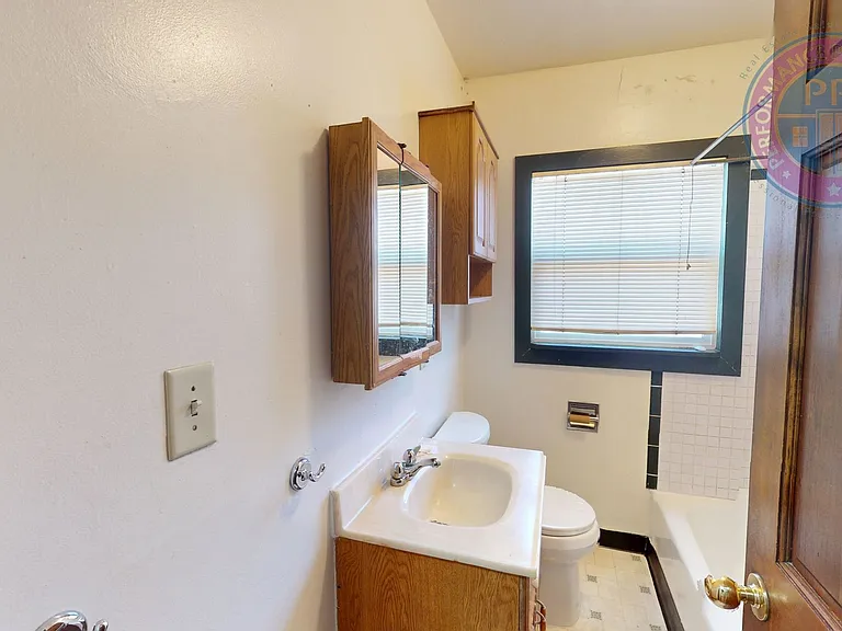 5329 N Willamette Blvd — Photo 13
