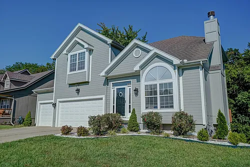 569 Crabapple Ln Photo 1