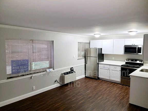 2nd image of 1507 Highland Ave APT B105
