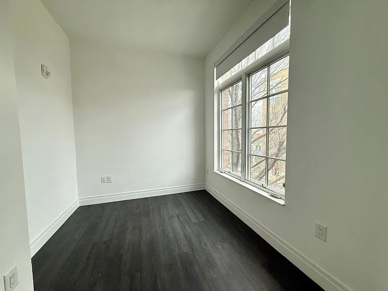 3225 Georgia Ave NW — Photo 23