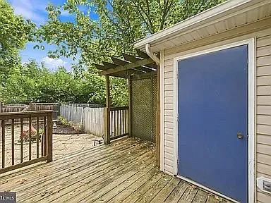 2 bed, 864 sqft, $1,590 — Photo 2