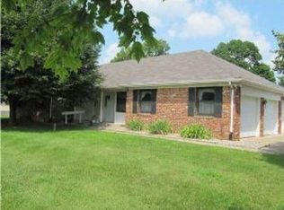 9710 Fall View Dr, Fishers, IN 46037