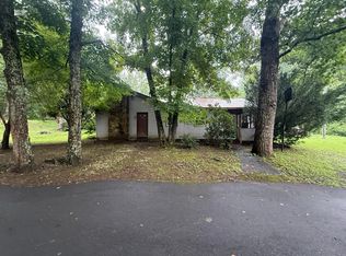 332 Rogers Rd, Covington, VA 24426