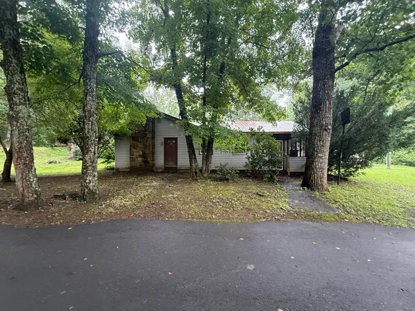 332 Rogers Rd, Covington, VA 24426