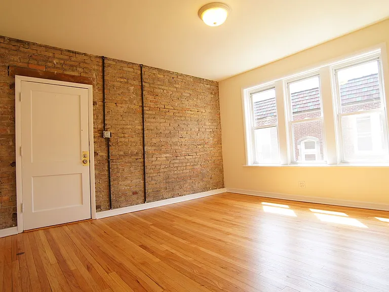 3000 N. Whipple LLC — Photo 39