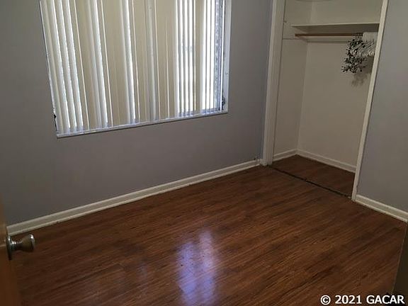 4th image of 1303 NE 14th St