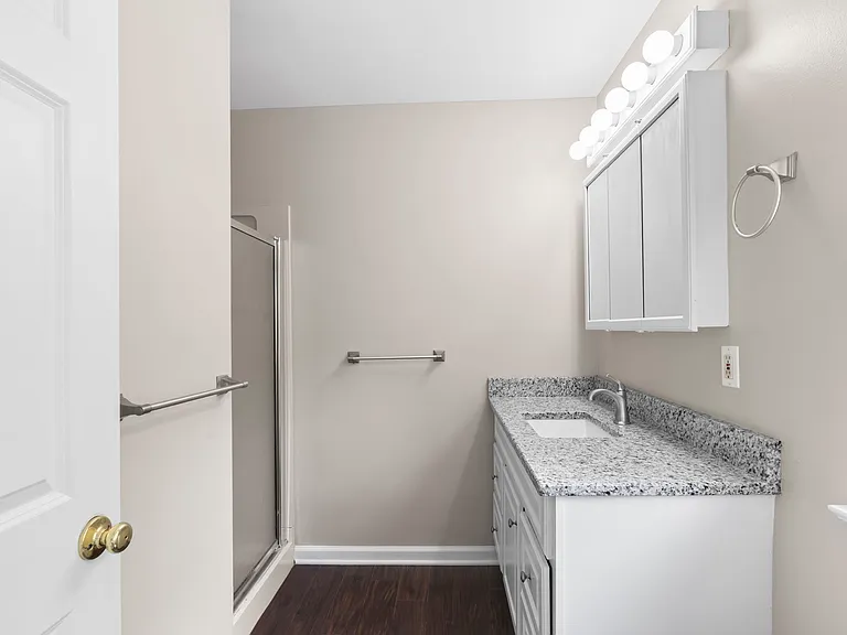 5 Ogden Ct — Photo 21