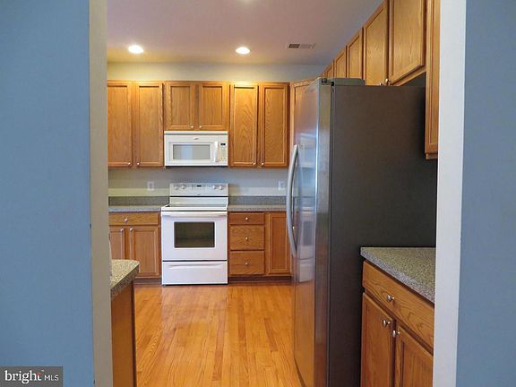 5th image of 15312 Lord Culpeper Ct