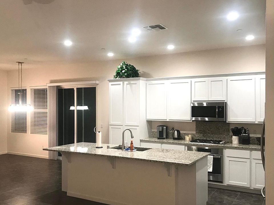 2nd image of 181 Julia Island Cir