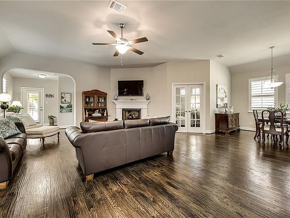 5th image of 8629 Arrow Dr
