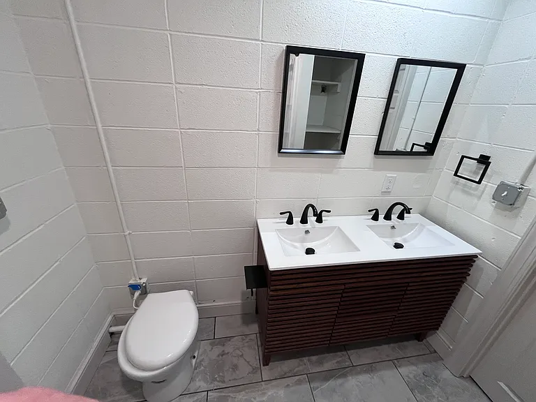 1204 Linden Pl #B — Photo 14