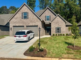 1117 Chardonnay Ln, Knoxville, TN 37932