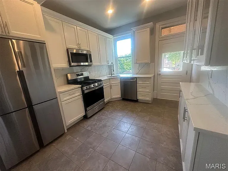 4009 Hartford St #A — Photo 15