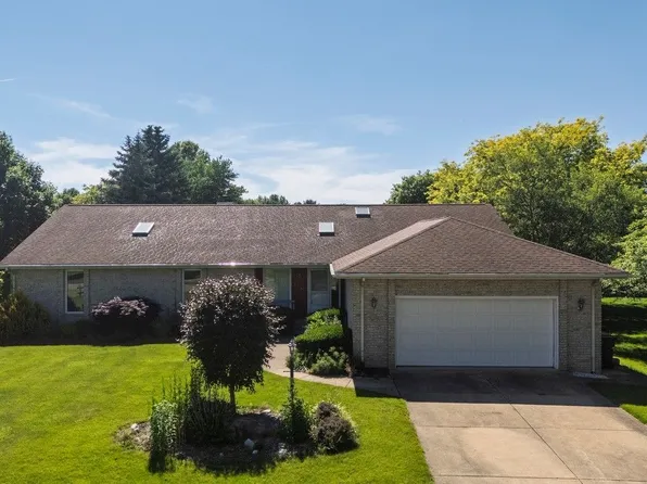 8251 Athens Ave NW, Massillon, OH 44646