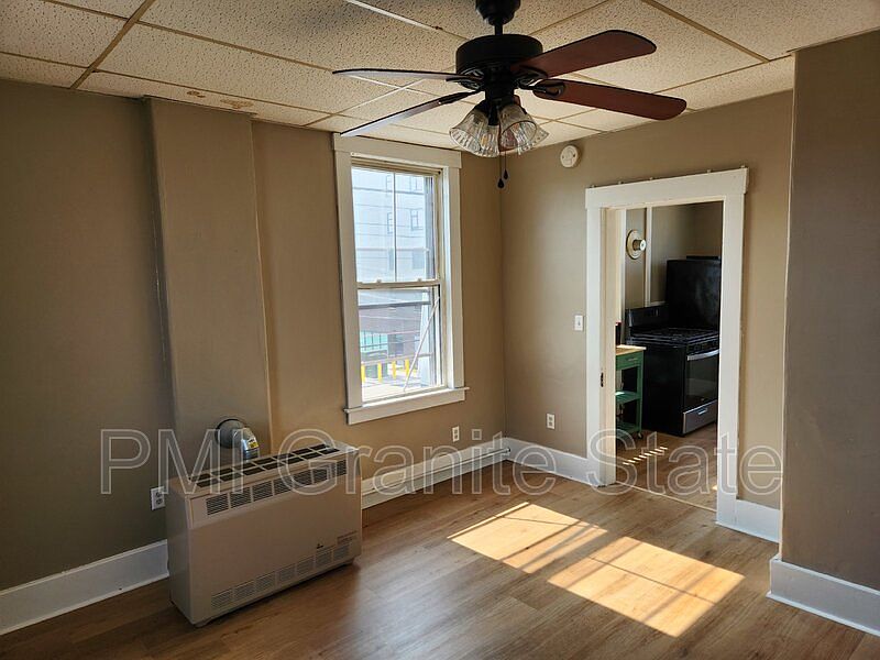 1st image of 103 W Pearl St APT 4