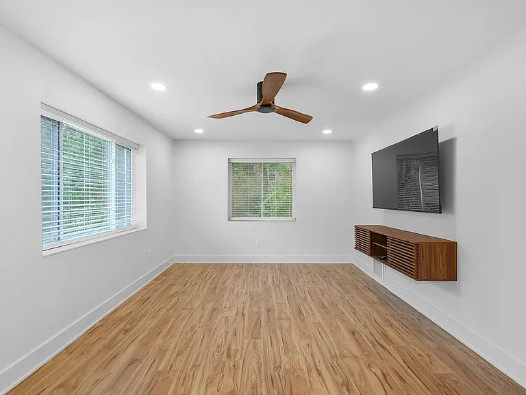 3622 Brotherton Rd #1 — Photo 3