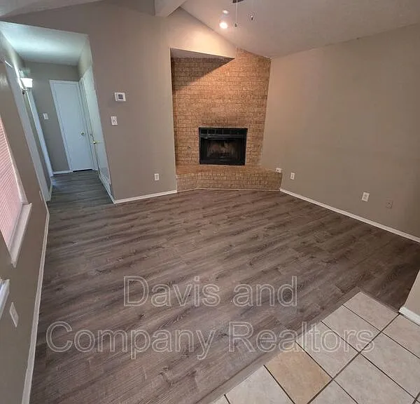 4412 Saint Andrews Dr #B — Photo 13